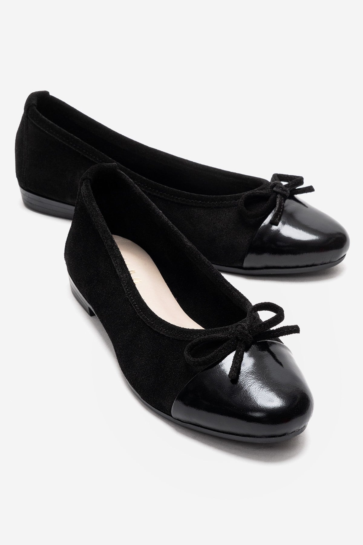 BOLEO - Black Genuine Leather Ballet Flat – front three-quarter view showing leather, suede, black, Vowalisse