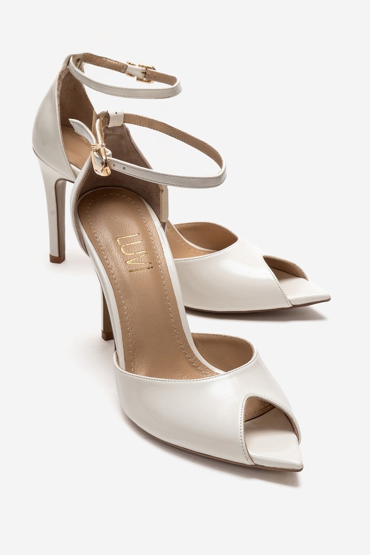 DONA - Off-White Stiletto Pump – front three-quarter view showing leather, white, Vowalisse