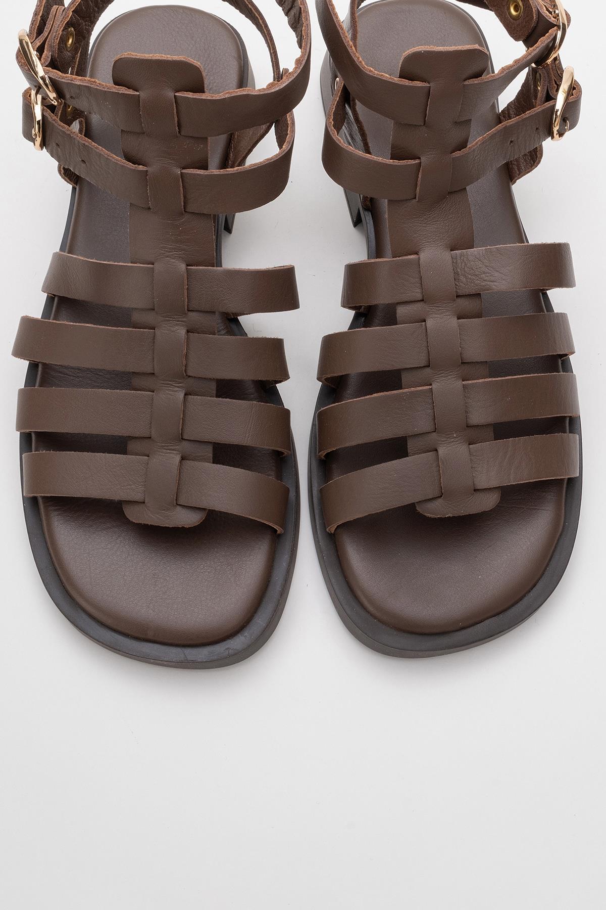 Frade - Brown Leather Sandal – side view showing leather, Vowalisse