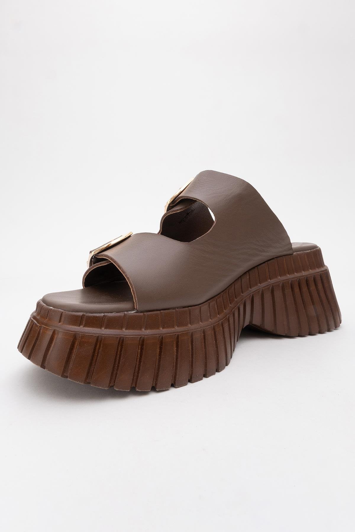Joanes - Brown Leather Two-Strap Platform Sandal – back view showing leather, Vowalisse