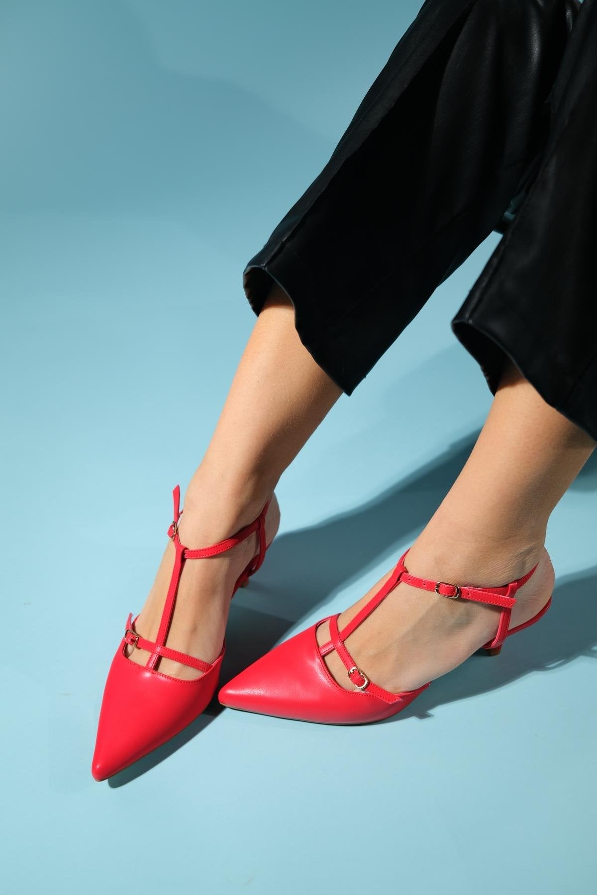 Frans - Red Pointed-Toe Backless Low-Heel Shoe – heel view showing leather, red, Vowalisse