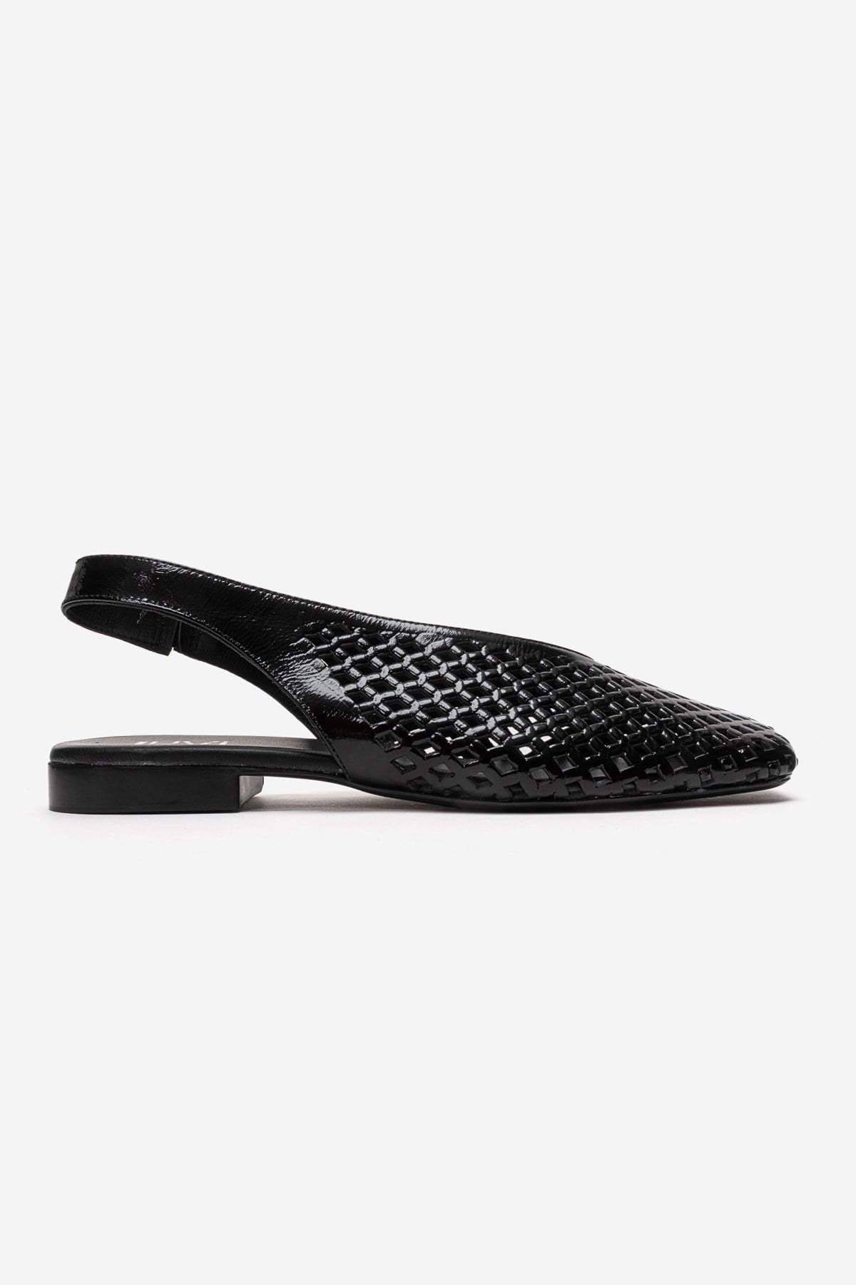 DELIZIA - Black Genuine Leather Closed Front Laser-Cut Sandal – heel view showing leather, black, Vowalisse