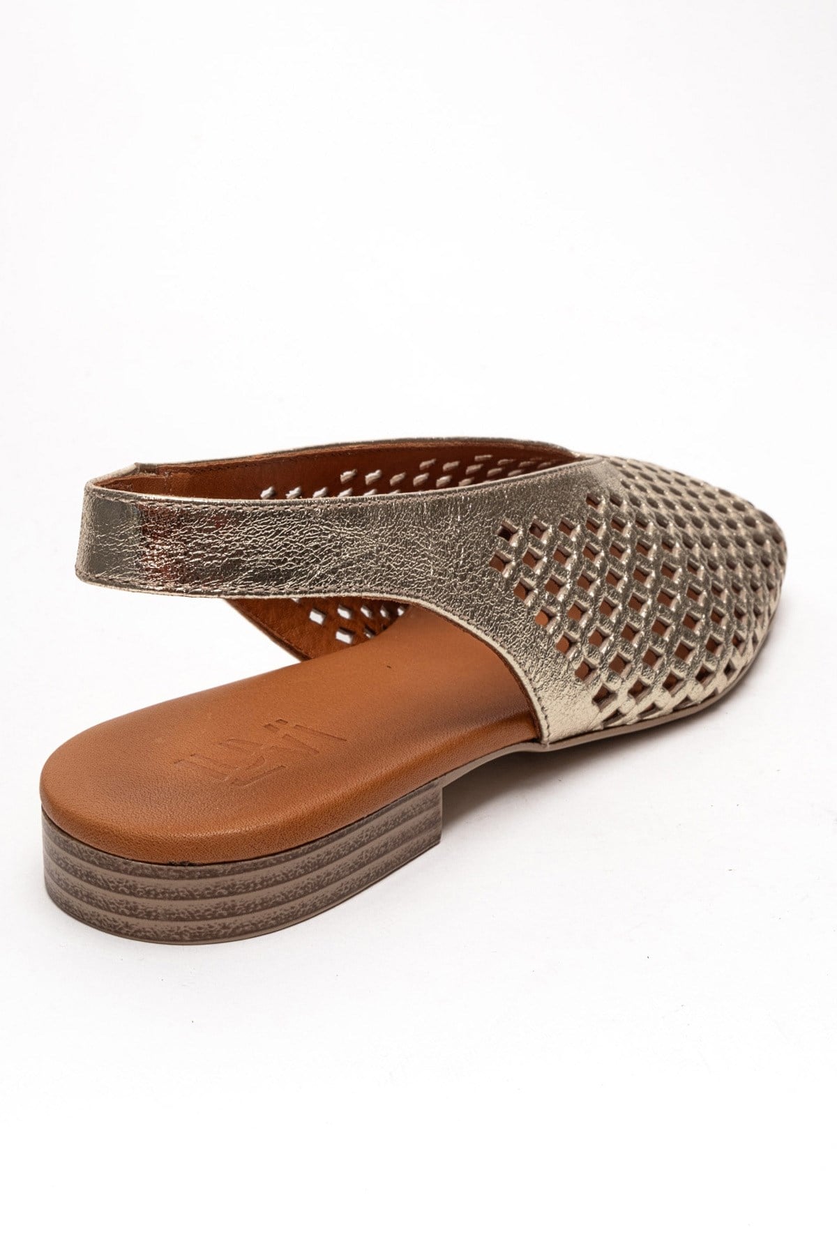 DELIZIA - Gold Genuine Leather Closed Front Laser-Cut Sandal – back view showing leather, gold, Vowalisse