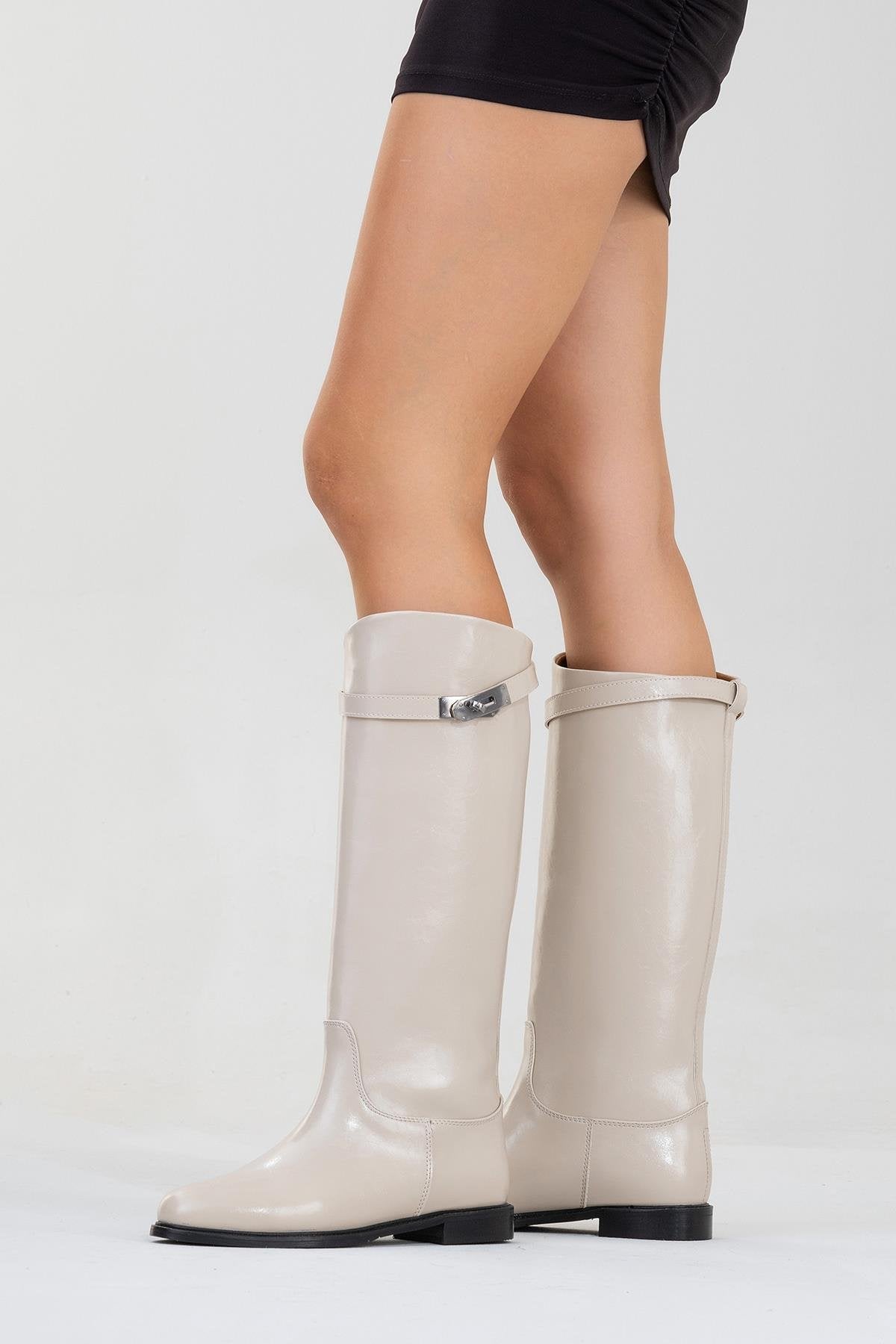 Yoko Beige Riding Boot – side view showing leather, Vowalisse