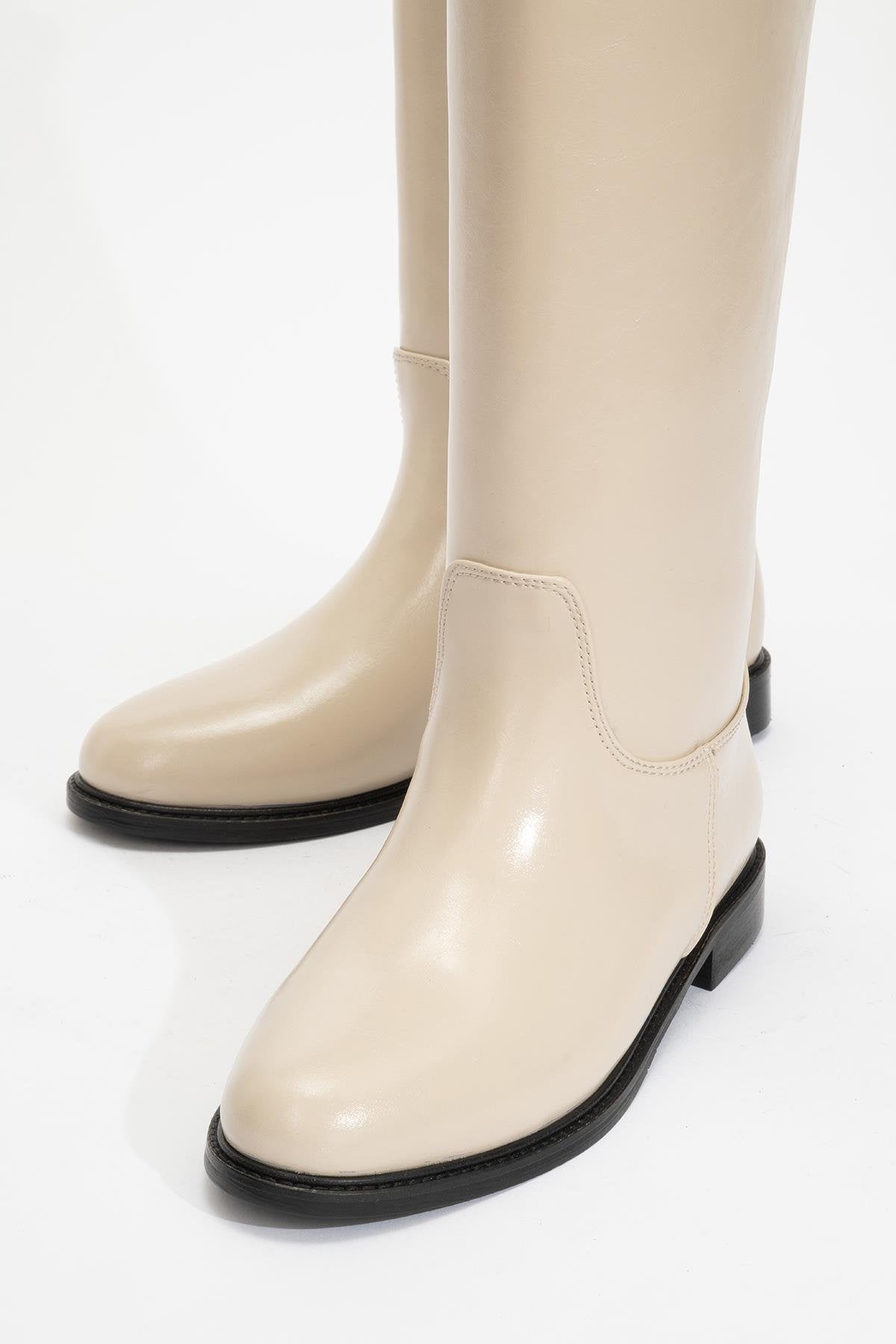 Yoko Beige Riding Boot – detail view showing leather, Vowalisse