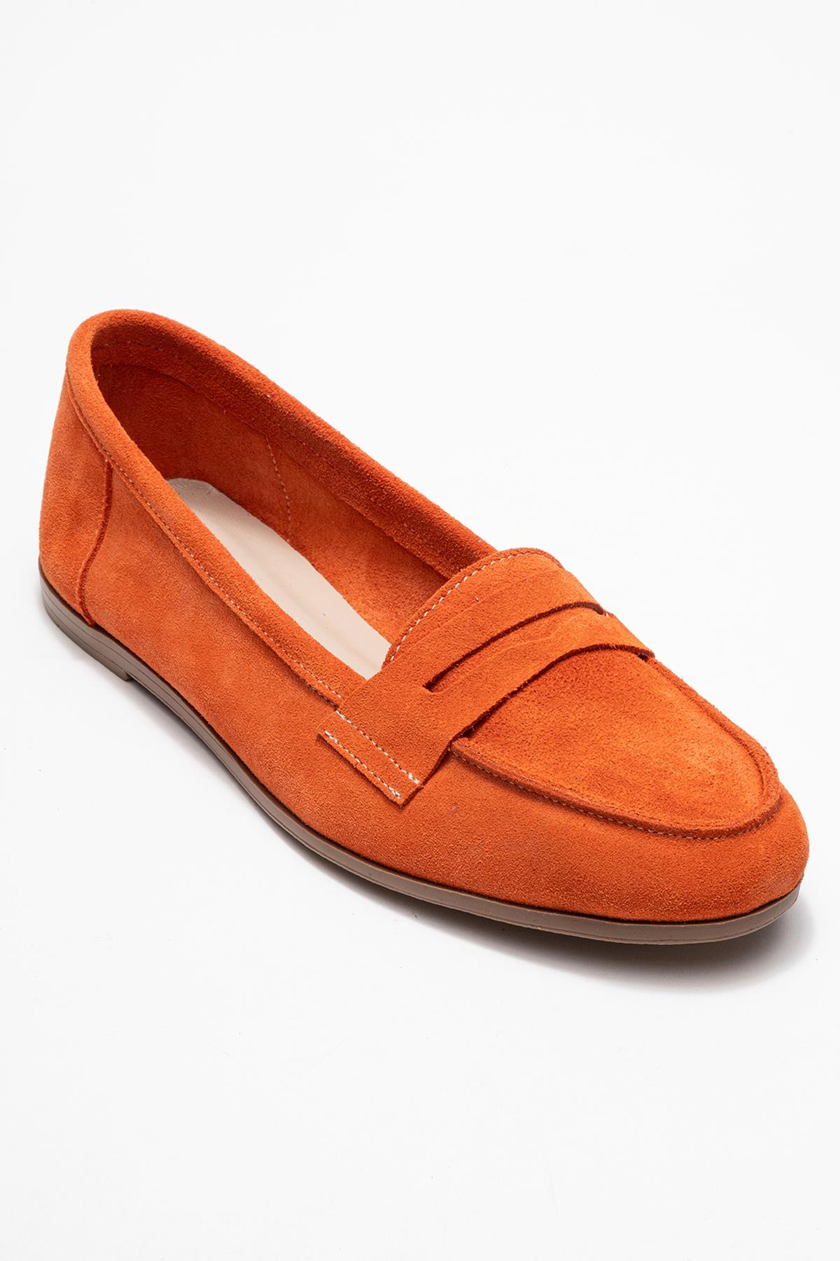 F02 - Orange Genuine Leather Loafer – detail view showing leather, Vowalisse