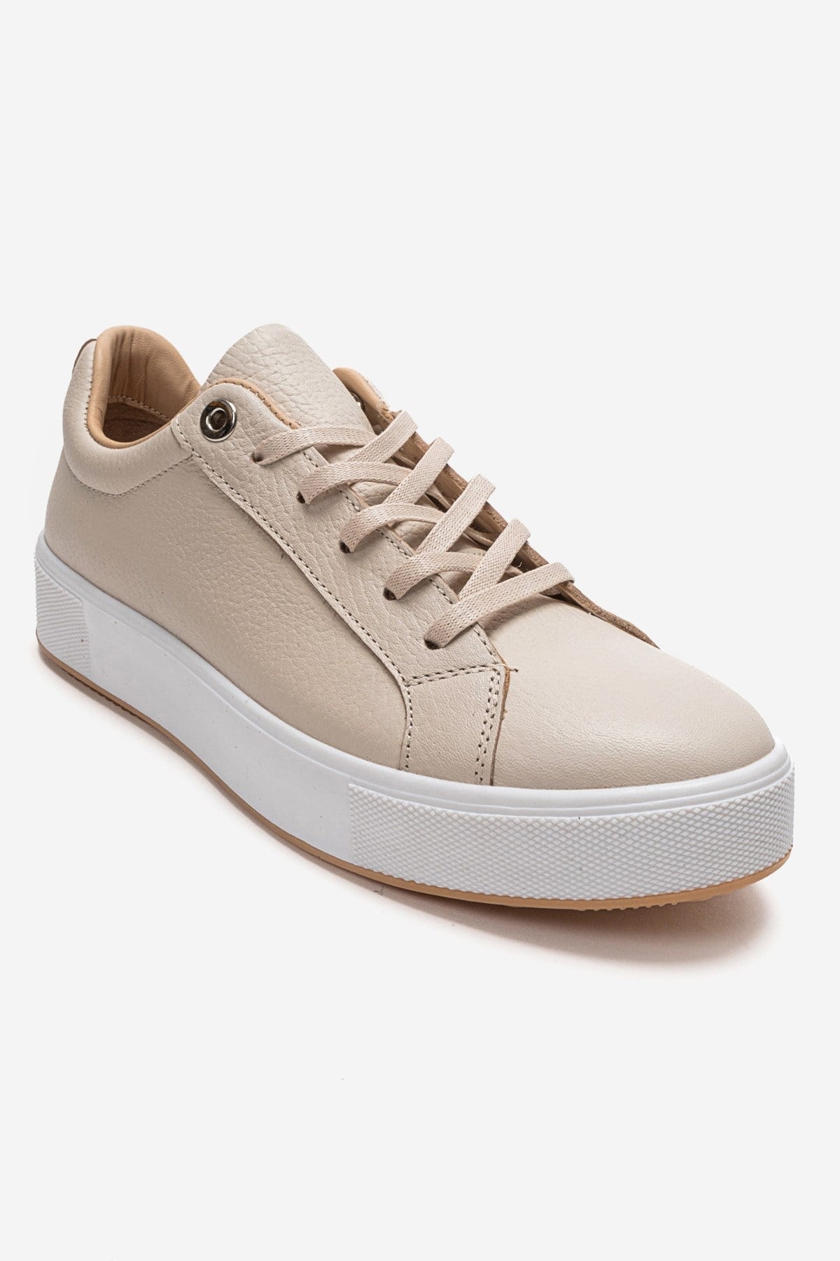 PALLEN - Beige Genuine Leather Casual Sneaker – detail view showing leather, Vowalisse