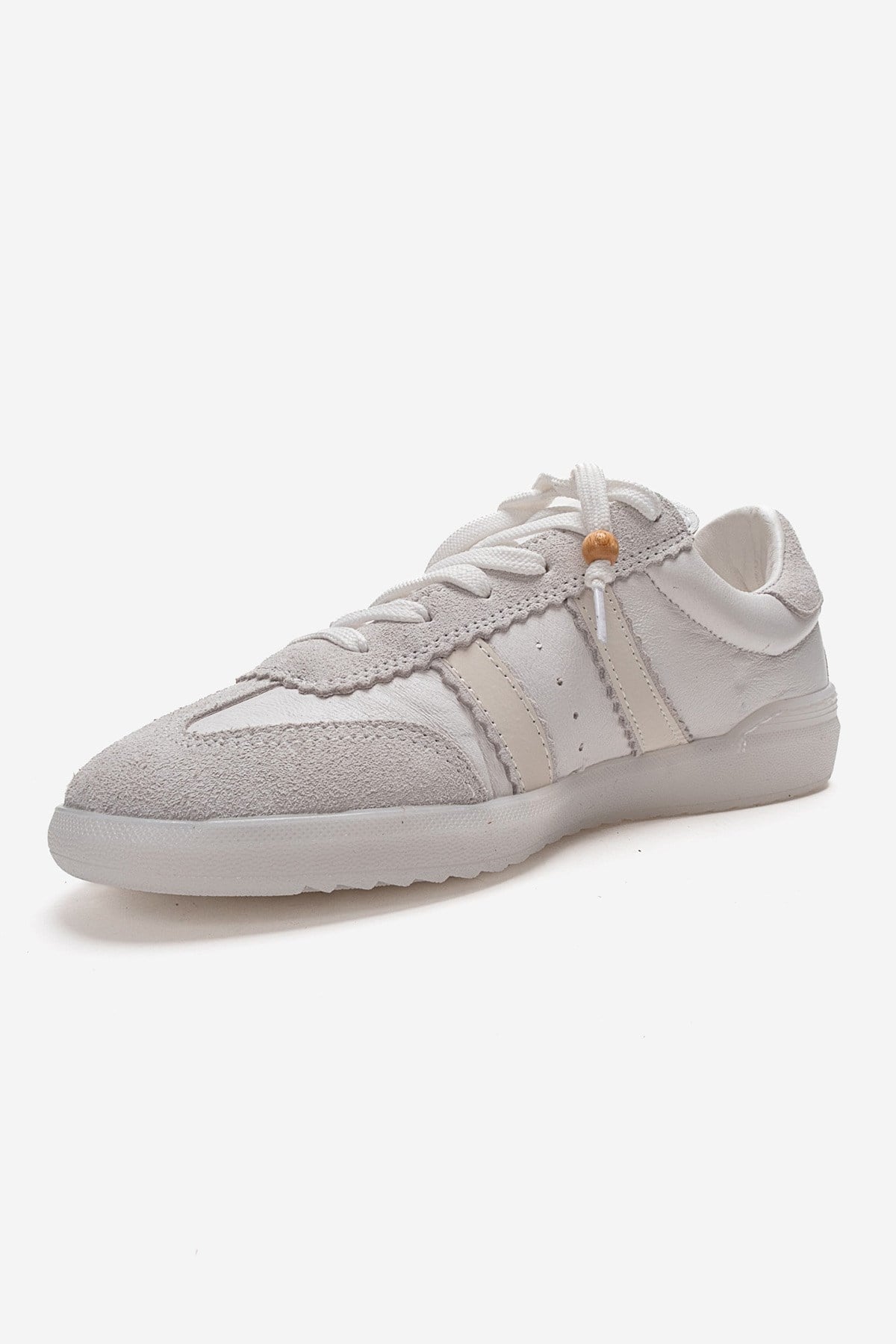 ARDIX - White Genuine Leather Sneaker – top view showing lace, leather, white, Vowalisse