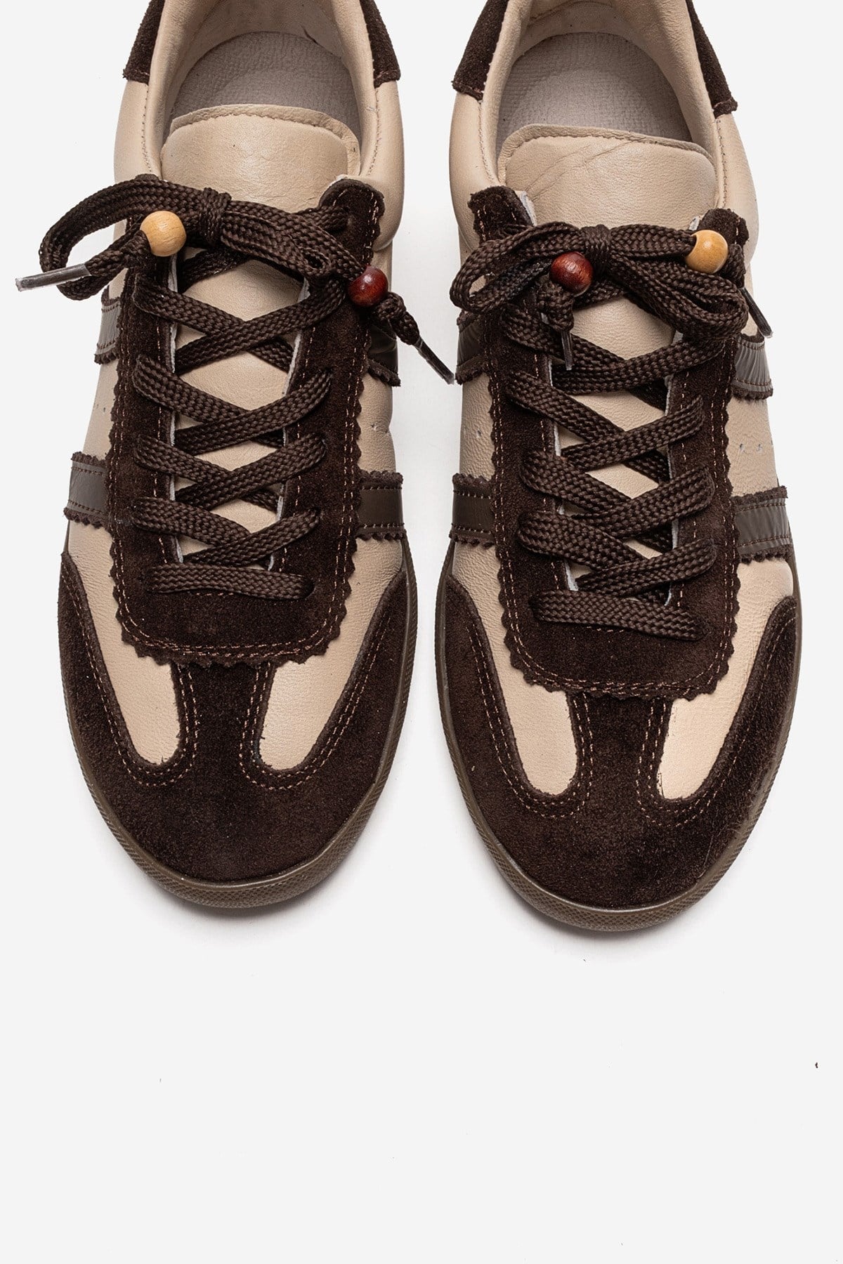 ARDIX - Beige Brown Genuine Leather Sneaker – side view showing lace, leather, suede, Vowalisse