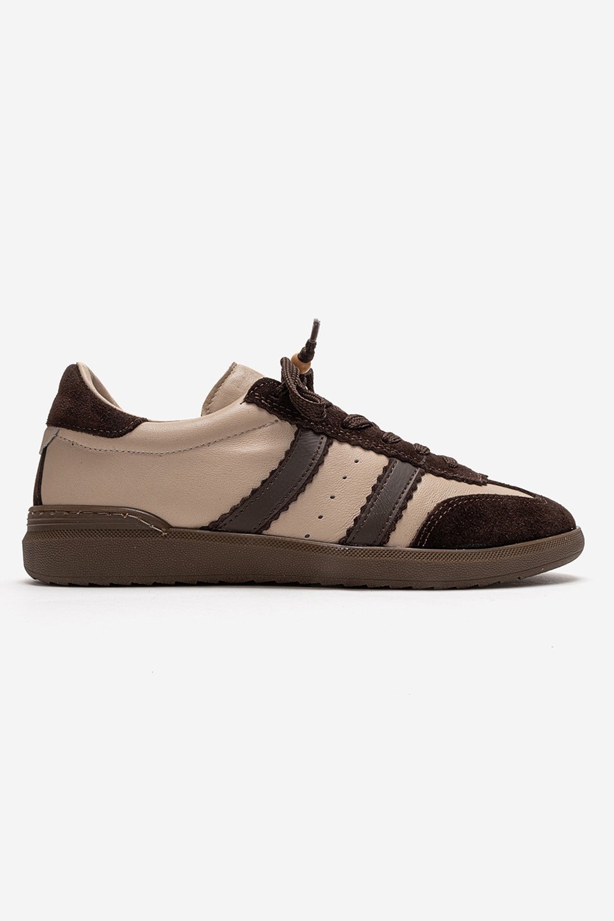 ARDIX - Beige Brown Genuine Leather Sneaker – heel view showing lace, leather, suede, Vowalisse