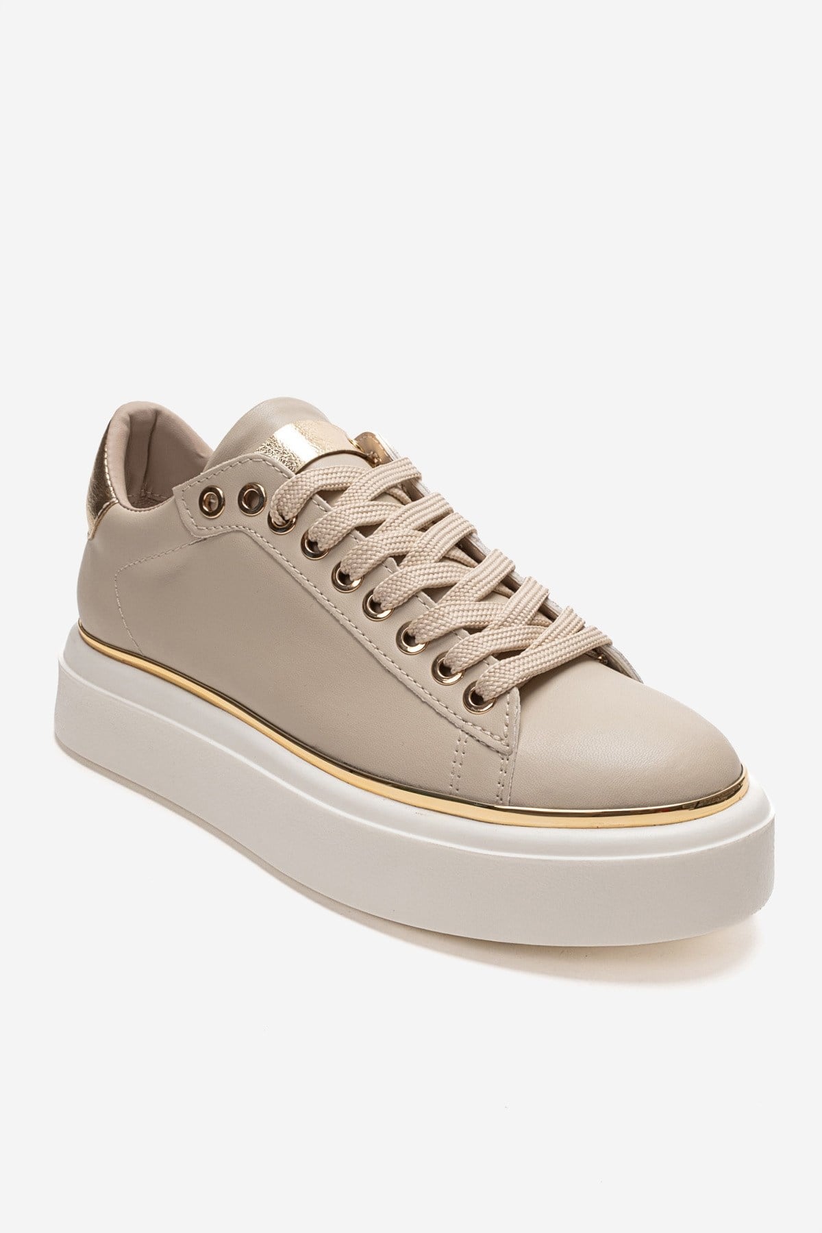 BORENA - Beige Genuine Leather Thick-Platform Casual Sneaker – detail view showing leather, Vowalisse