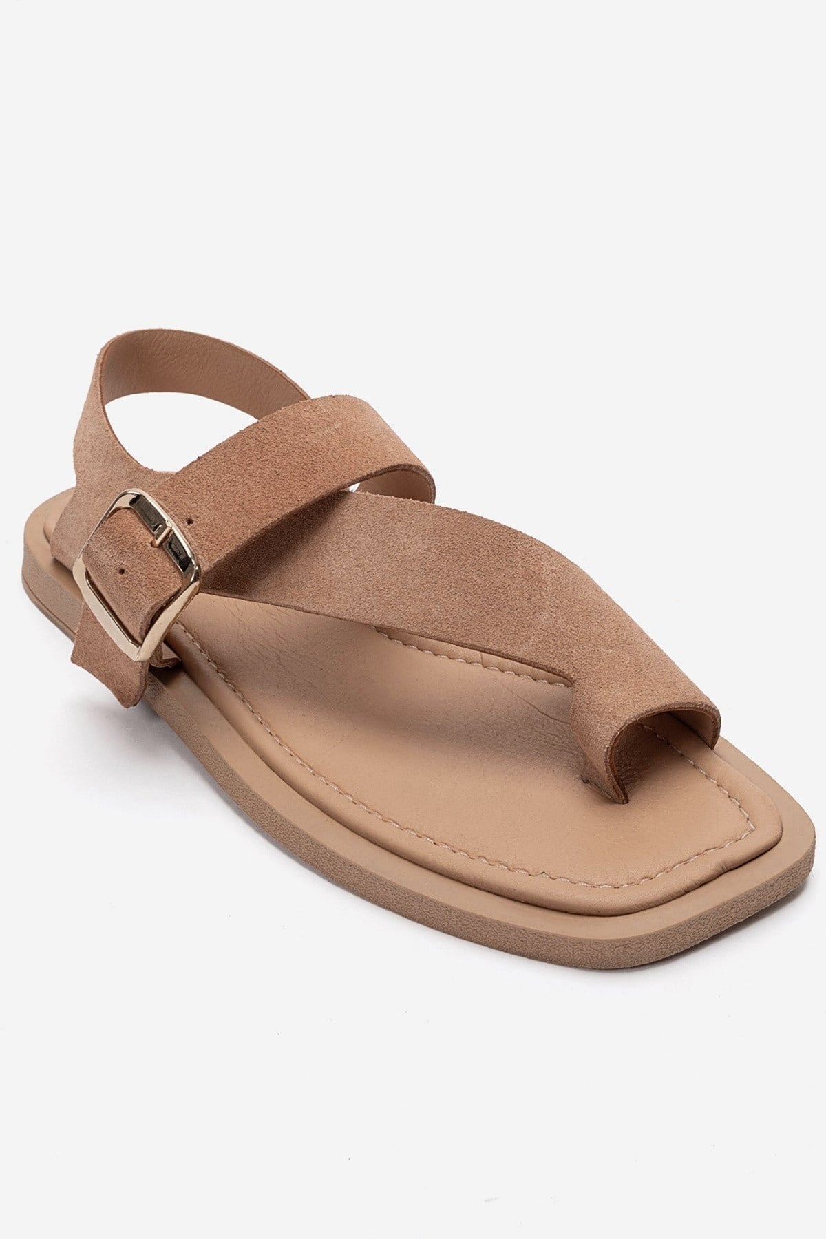 CURRY - Taupe Genuine Leather Toe-Post Sandal – detail view showing leather, suede, red, Vowalisse