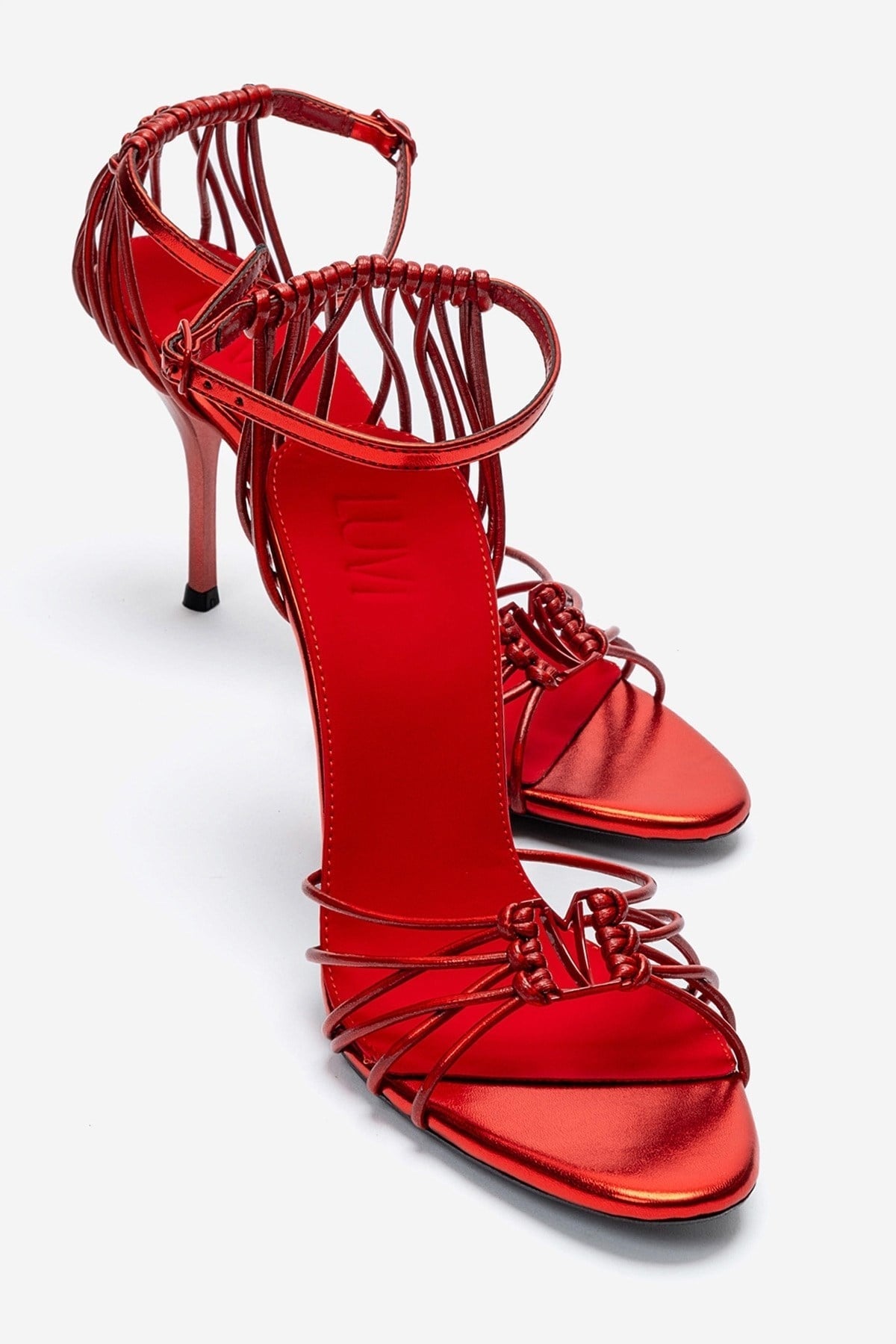 ARONA - Red Stiletto Pump – front three-quarter view showing leather, red, Vowalisse
