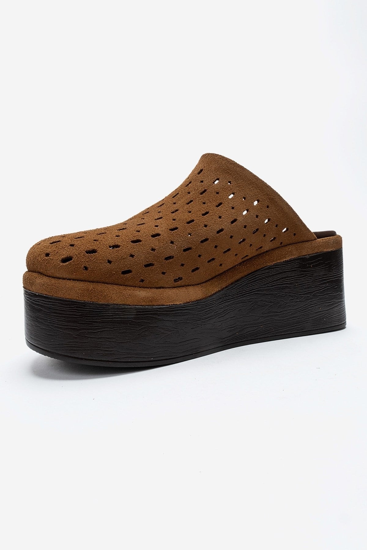 Lune - Taupe Genuine Leather Platform Mule – detail view showing leather, suede, Vowalisse