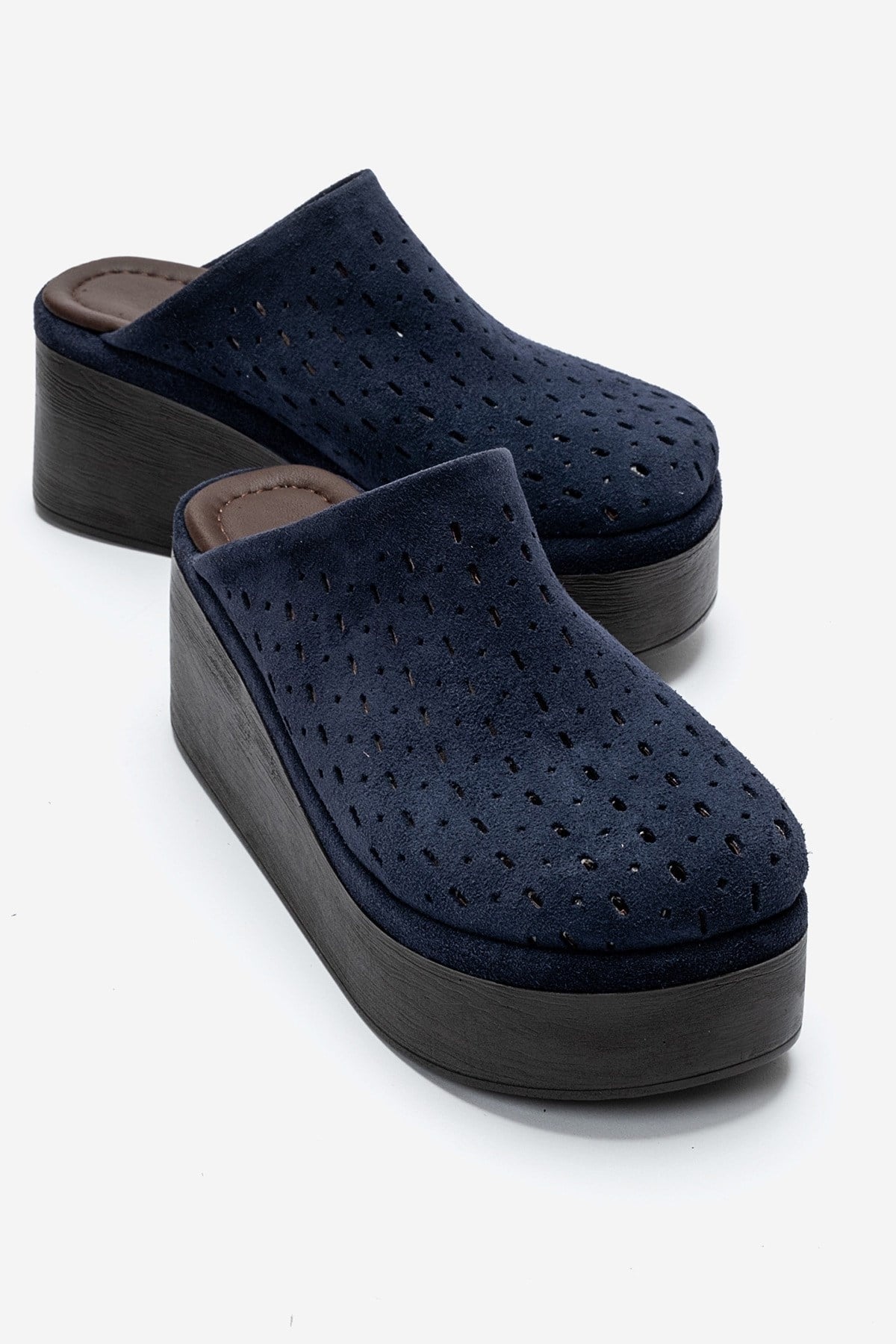Lune - Navy Genuine Leather Platform Mule – front three-quarter view showing leather, suede, Vowalisse