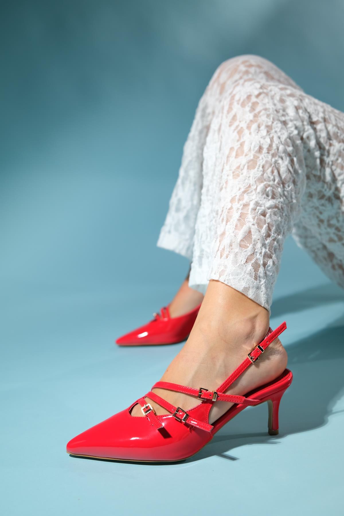Magra Red Patent Pointed-Toe Slingback Stiletto – back view showing leather, red, Vowalisse
