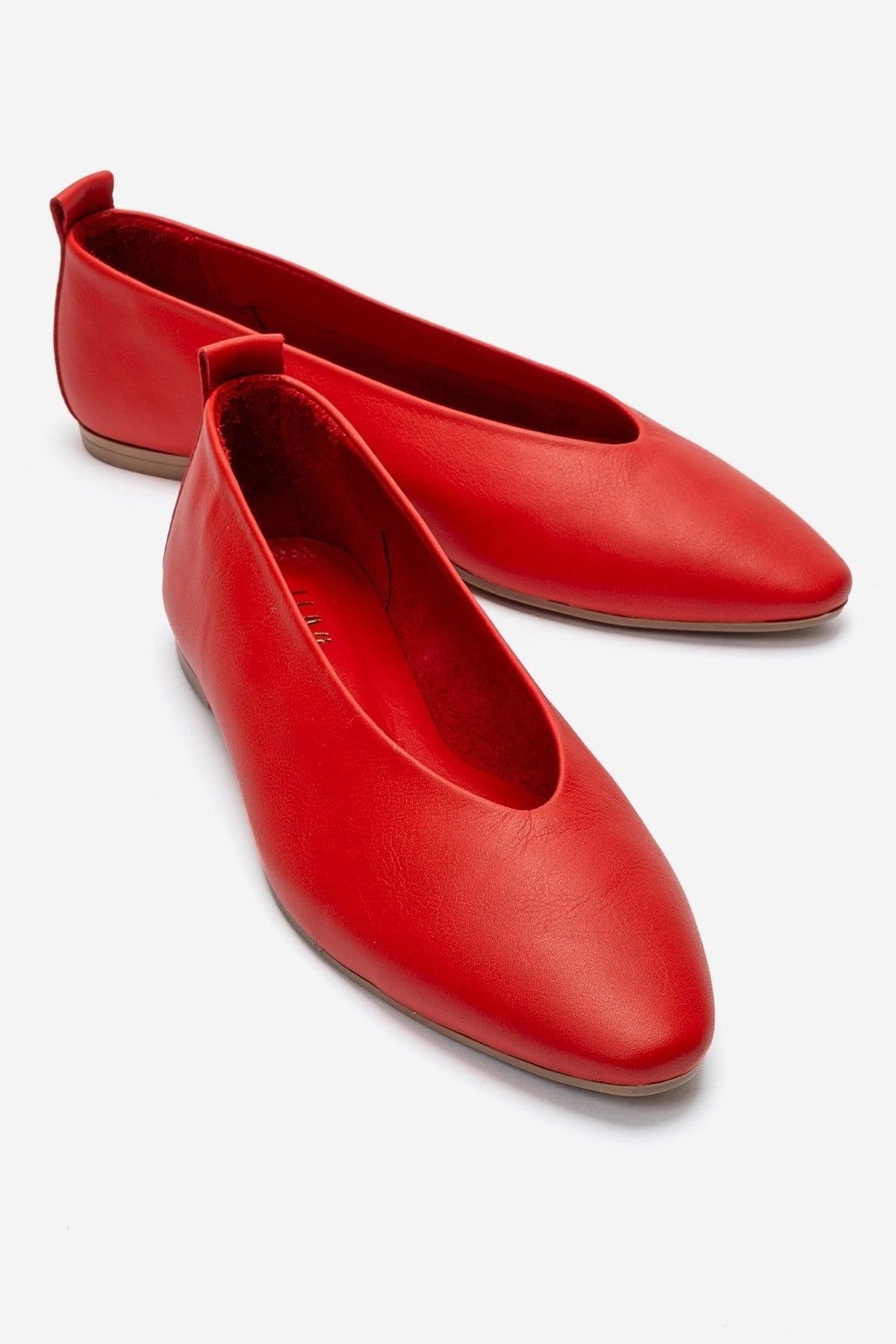 Jenas - Red Genuine Leather Pointed Toe Ballet Flat – front three-quarter view showing leather, red, Vowalisse