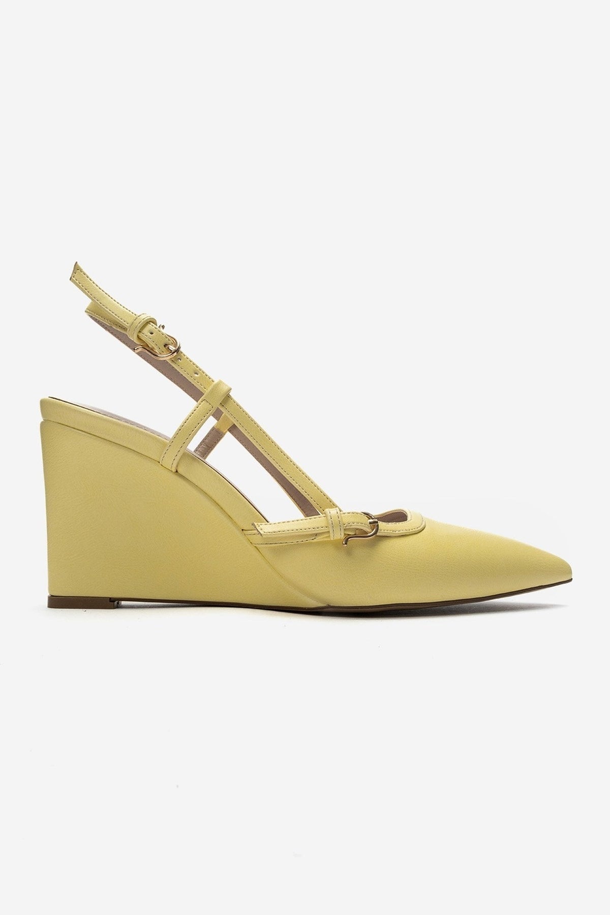 CELIA - Yellow Pointed Toe Wedge Heel Shoe – heel view showing leather, Vowalisse