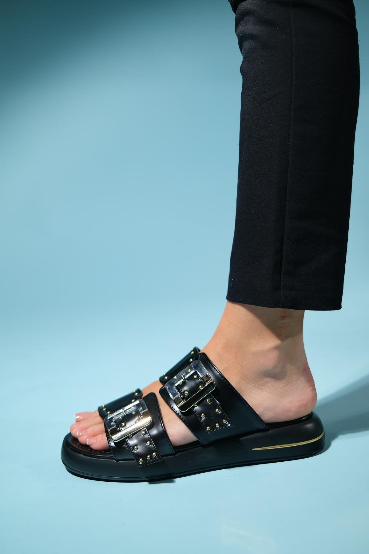 Zley Black Buckle Sandal – heel view showing leather, black, red, Vowalisse