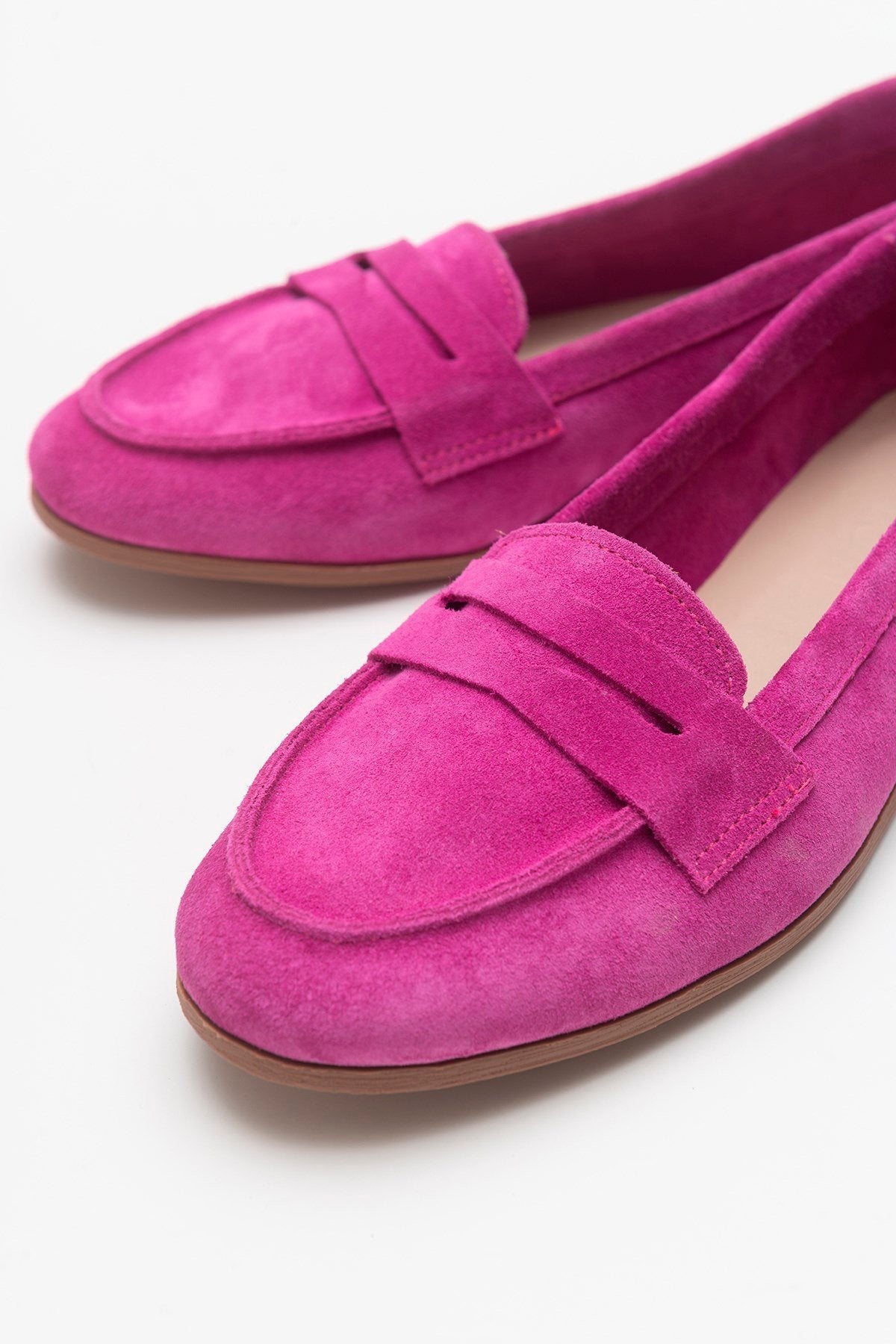 Dorothy - Fuchsia Suede Leather Loafers – back view showing leather, suede, Vowalisse