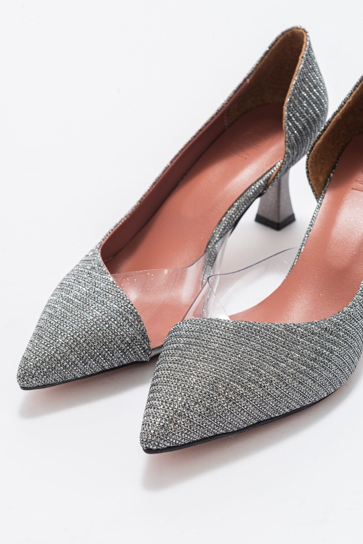 Vera Platinum Glitter Pointed Toe Pump – detail view showing leather, glitter, Vowalisse