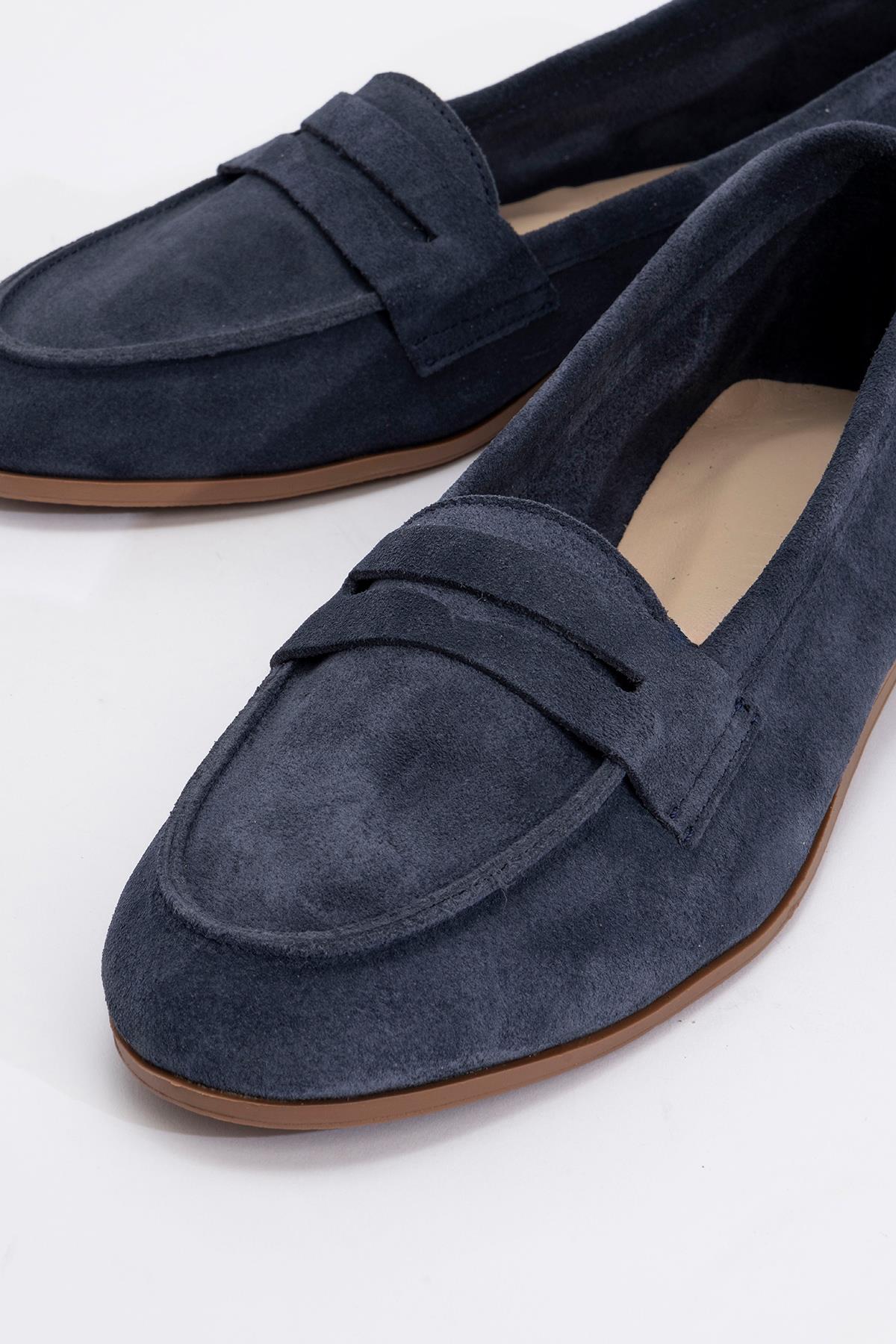 Dorothy - Navy Blue Suede Leather Loafers – detail view showing leather, suede, blue, Vowalisse