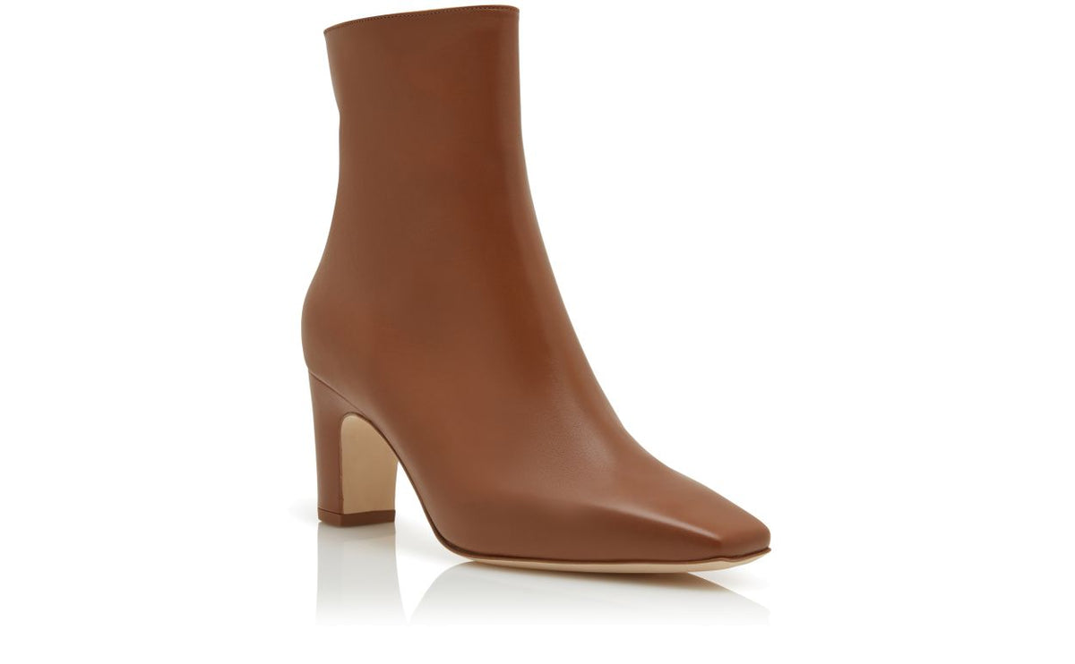 Alessia Halo Brown Pointed Toe Ankle Boots – top view showing brown pointed toe, Vowalisse