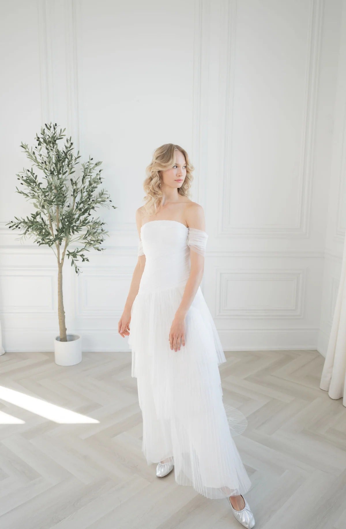 Amelia Tulle Strapless Wedding Dress VOWALISSE bridal gown – view 5
