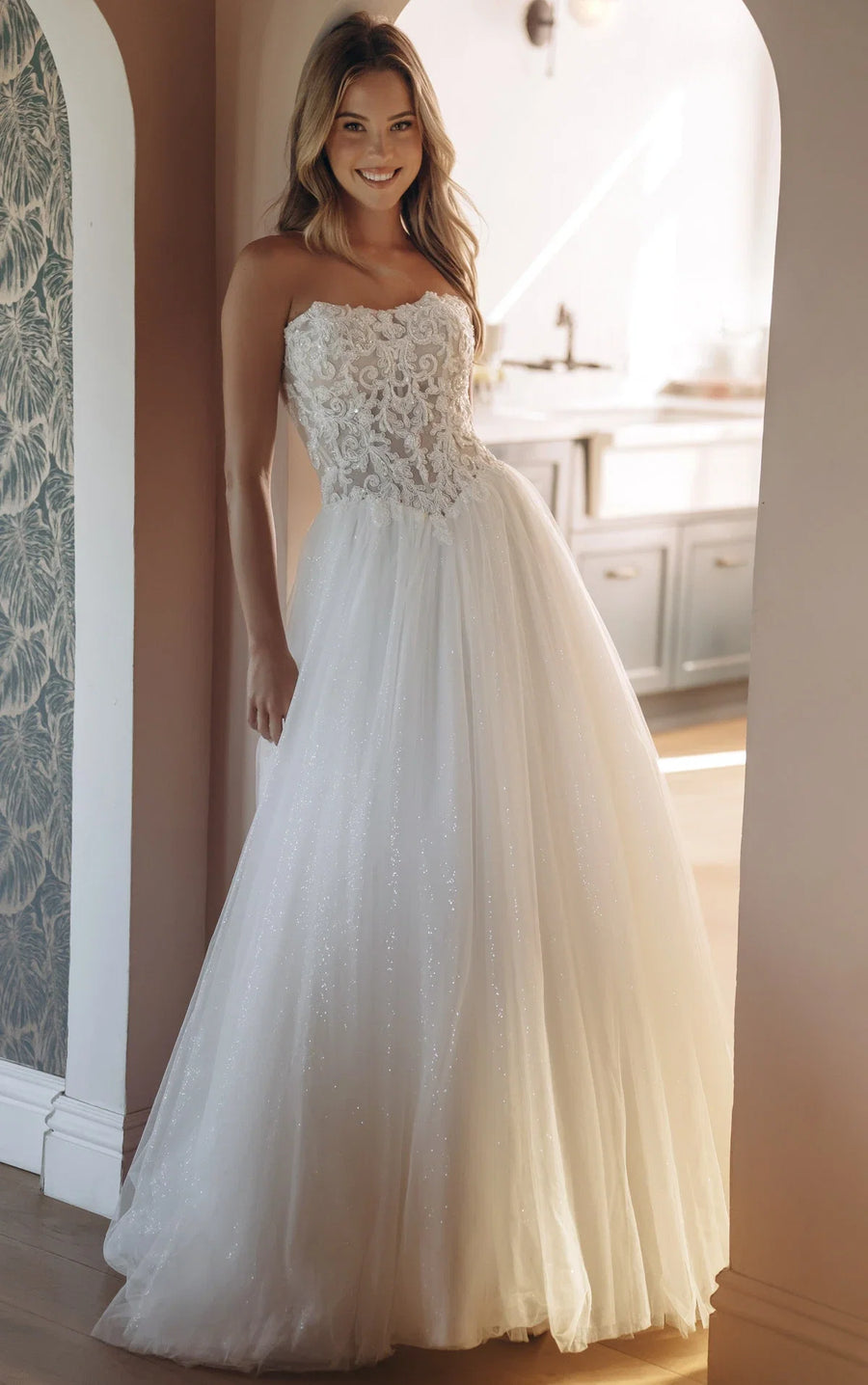 Orla Sy8301 Wedding Dress | VOWALISSE