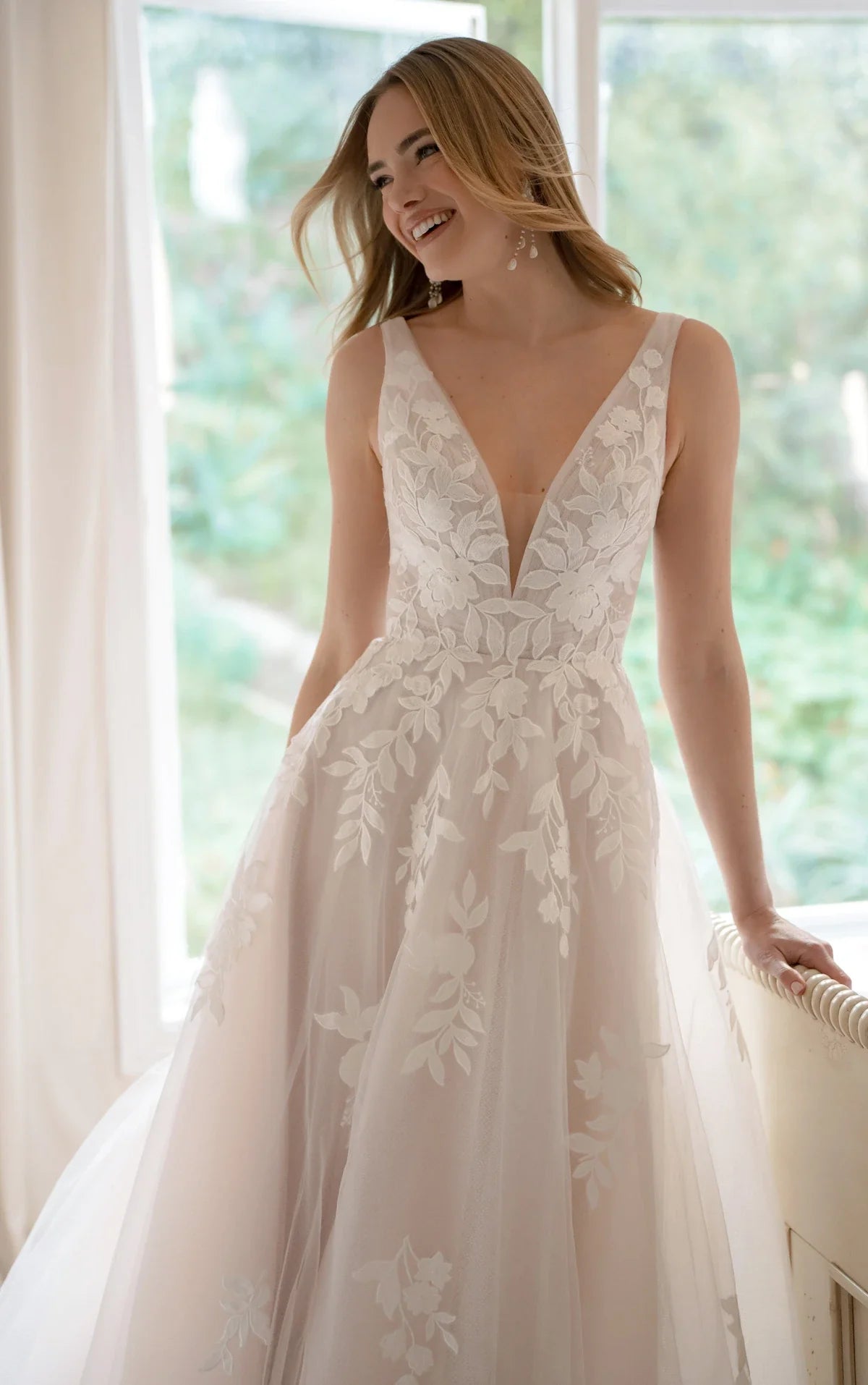 Nala Sy8316 Wedding Dress VOWALISSE bridal gown – view 4