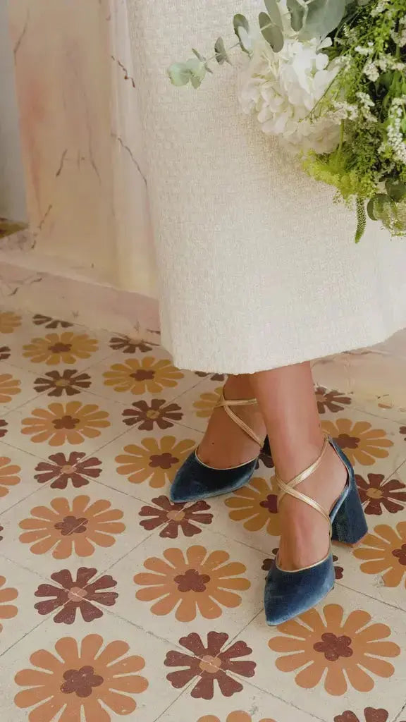 Emerald Green Velvet Block Heel Bridal Heels VOWALISSE bridal shoes – view 4