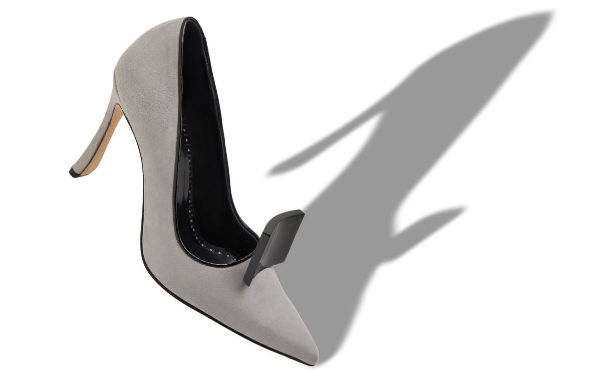 Anastasia Star Grey Pointed Toe Pumps – front three-quarter view showing grey pointed toe, suede, patent leather, Vowalisse