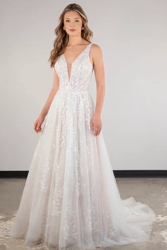 Hattie Wedding Dress VOWALISSE bridal gown – view 3