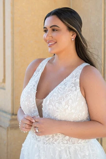 Hattie Wedding Dress VOWALISSE bridal gown – view 12