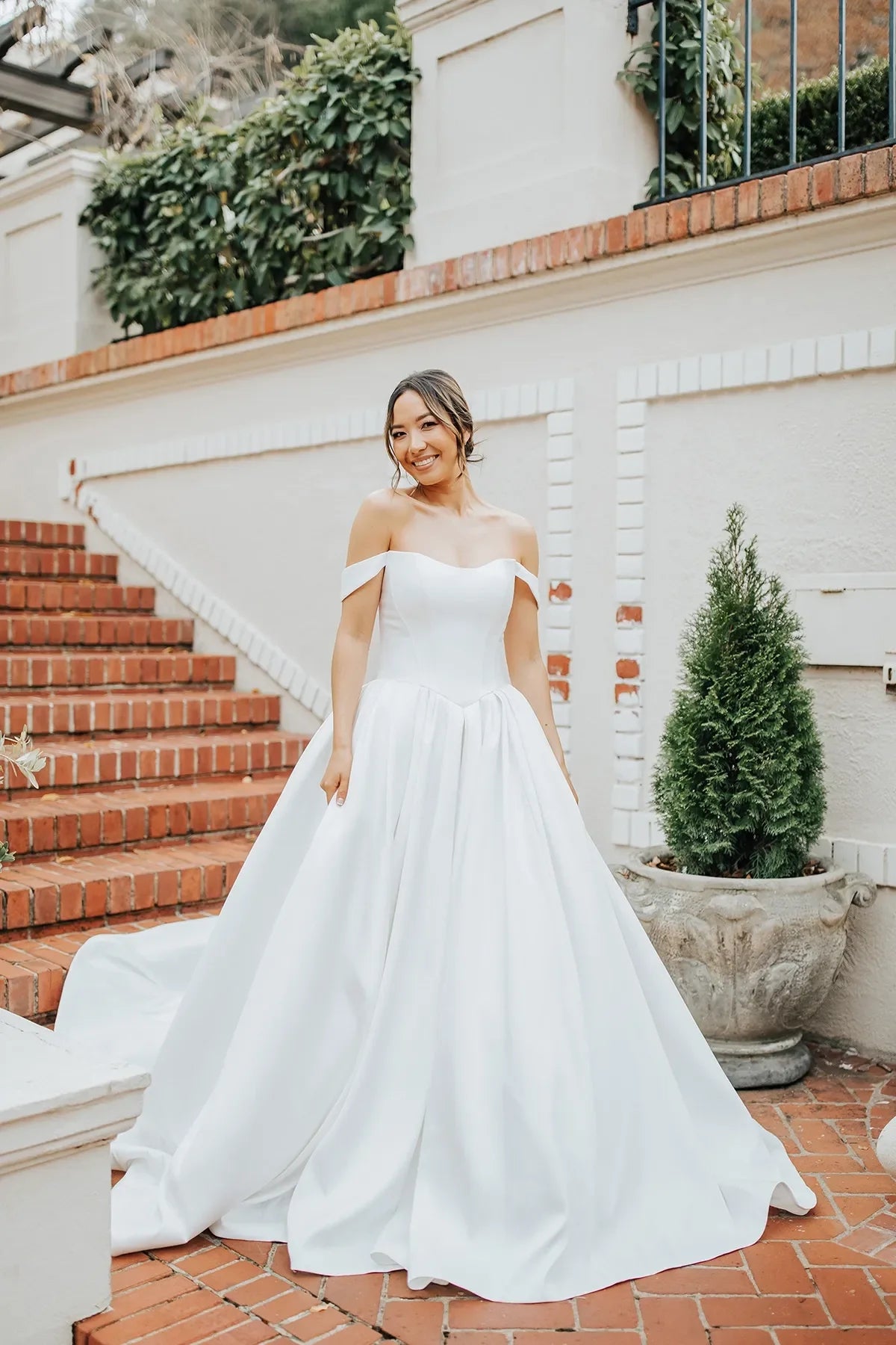 Holly Wedding Dress VOWALISSE bridal gown – view 2
