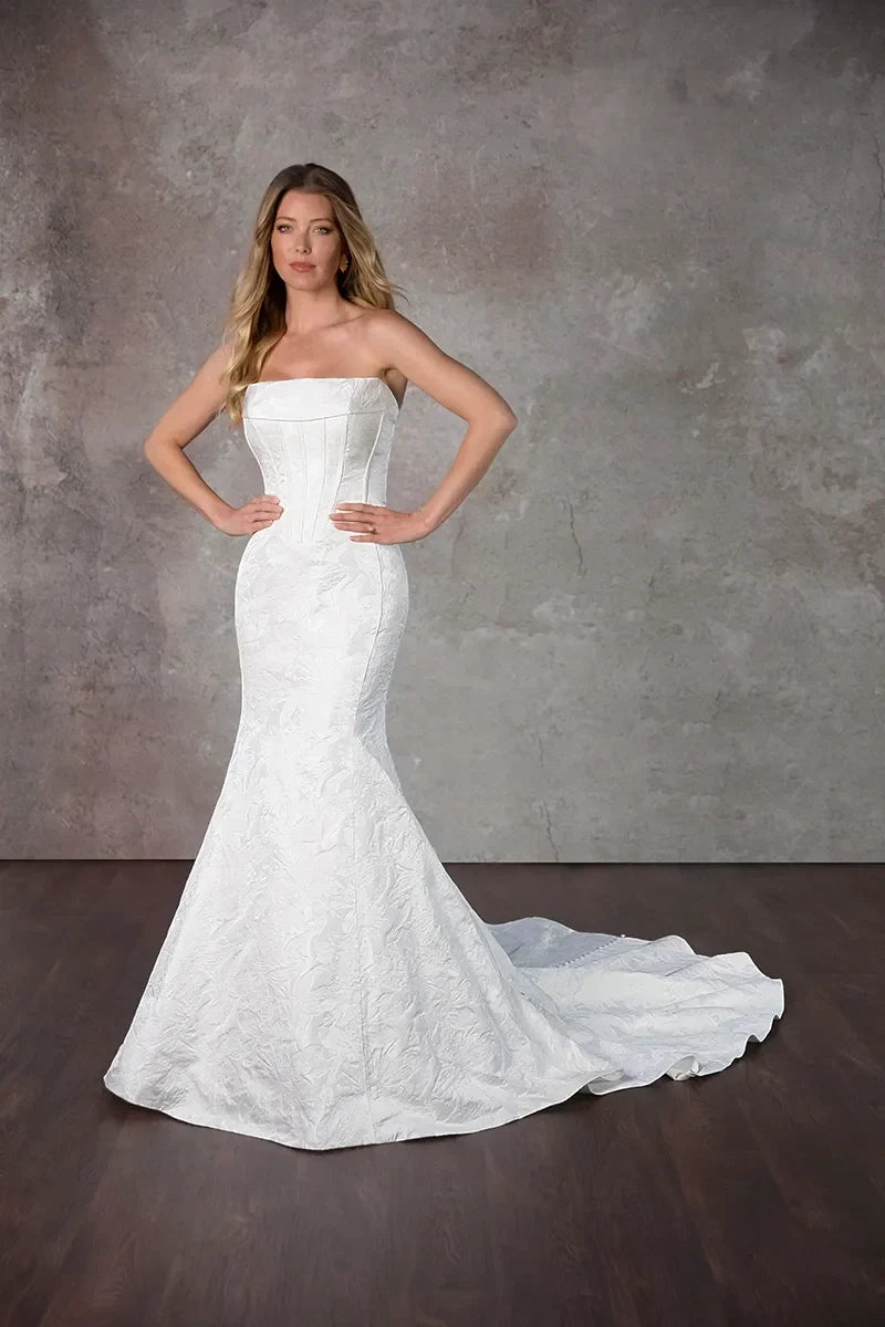 Anna Wedding Dress VOWALISSE bridal gown – view 4