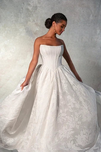 Isadora Wedding Dress VOWALISSE bridal gown – view 2