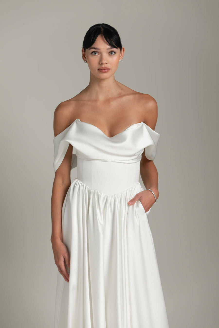 Alara Wedding Dress | VOWALISSE