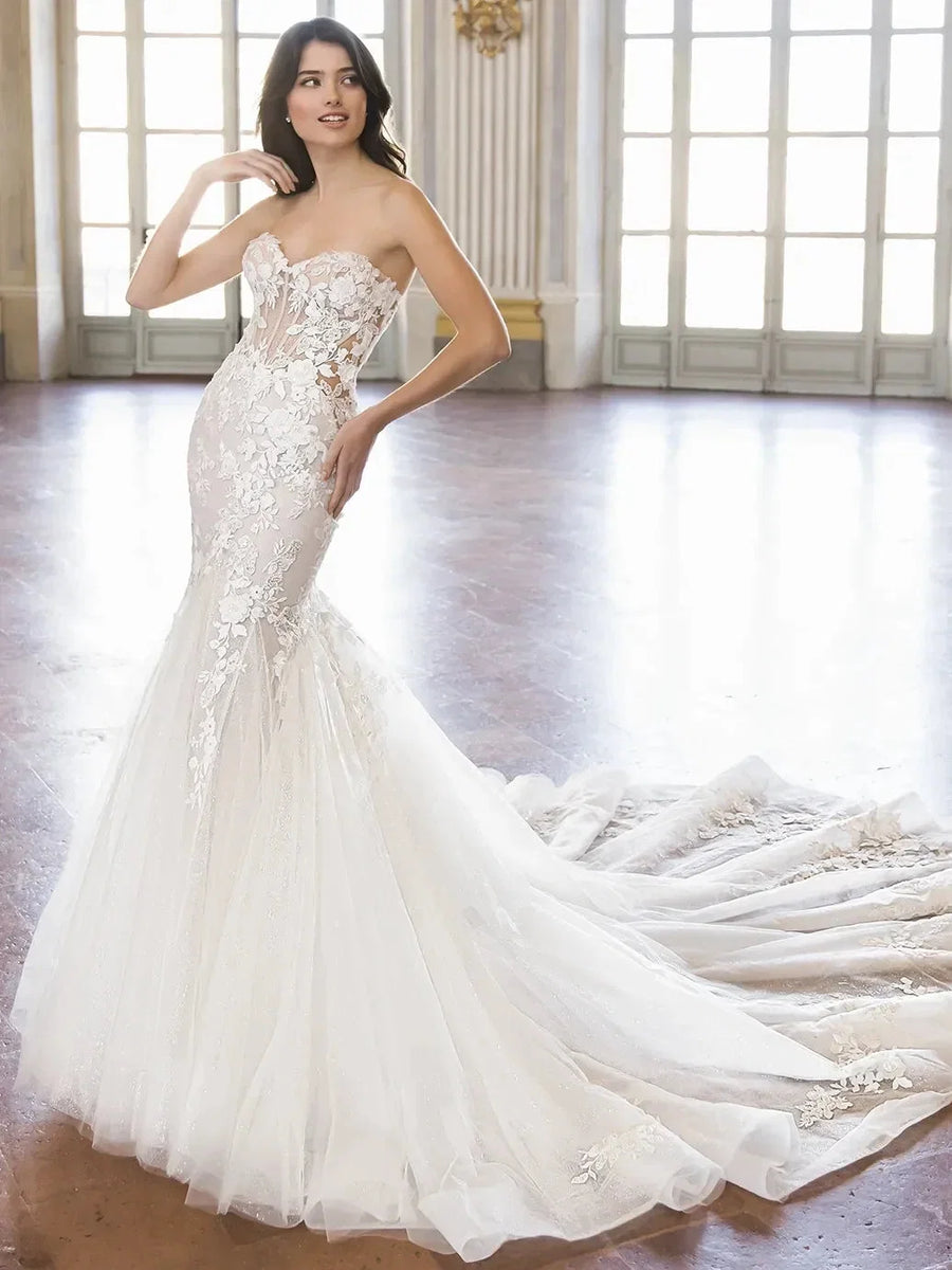 Aglaia Wedding Dress | VOWALISSE