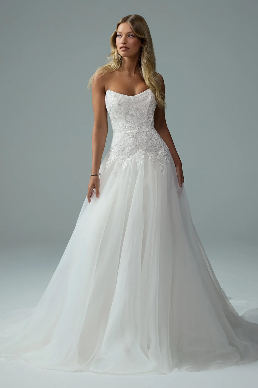 Dax Wedding Dress | VOWALISSE